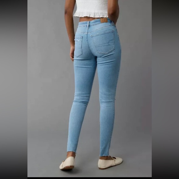 American Eagle Outfitters Women's Light Blue Jeans - Picture 8 of 10
